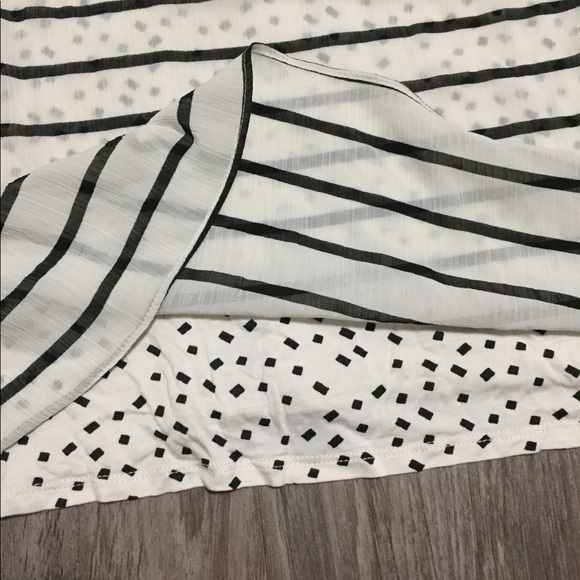 Loft Tank Top Large - Picture 2 of 4